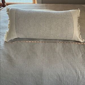 Tj Maxx cream navy/black striped cotton pillow cover insert nwot tassel 29” long